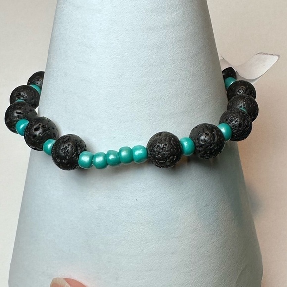 Lave stone bracelet stretch handmade - Picture 1 of 4